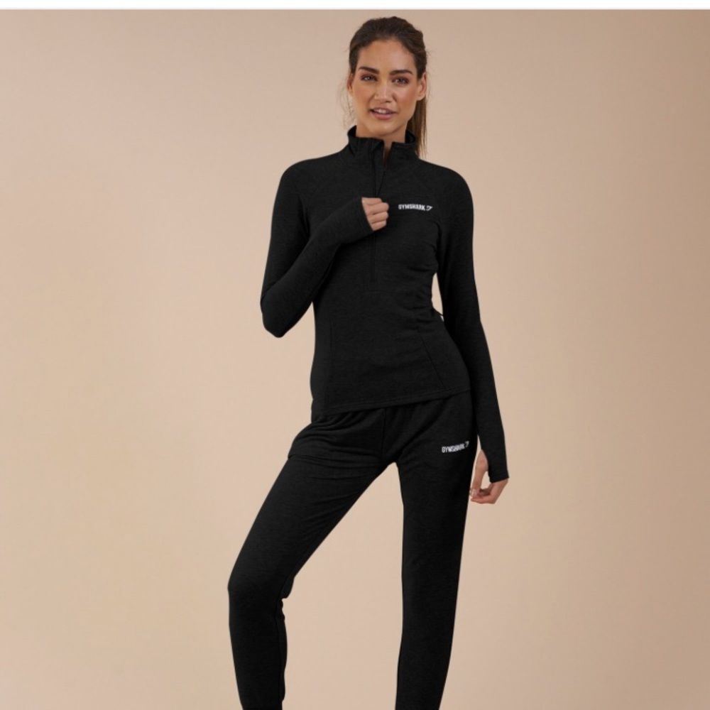 NWT Gymshark Fit pullover long sleeve